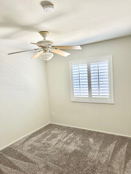 Bedroom 2 - 30277 Twain Dr