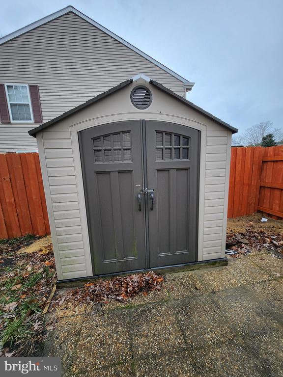 Building Photo - 91 Grant Ln