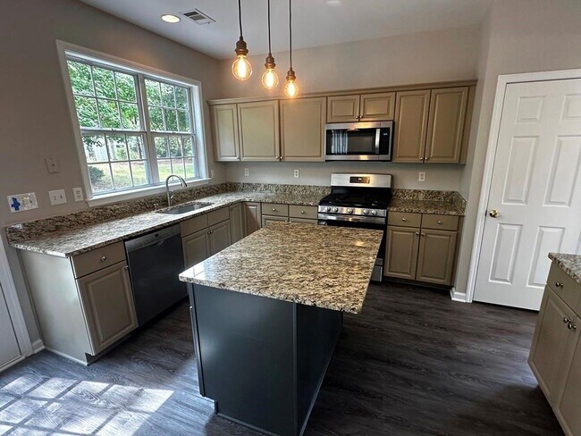 Building Photo - 6345 Turfway Dr