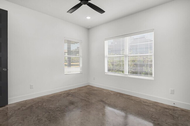 Building Photo - 3004 Alpha Wolf Ct