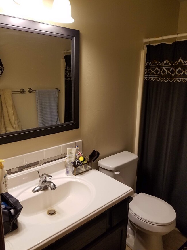 Building Photo - 6282 2nd Ave