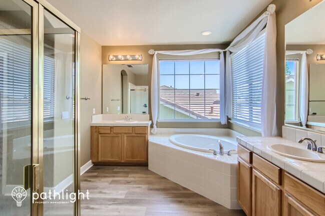 Building Photo - 6142 Big Bend Dr, Roseville, CA, 95678