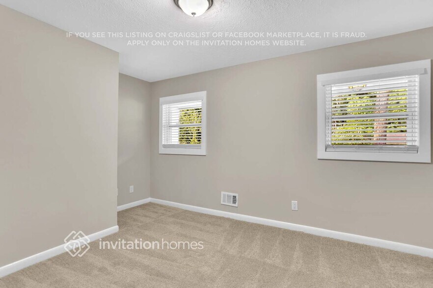 Building Photo - 3640 W Potomac Dr