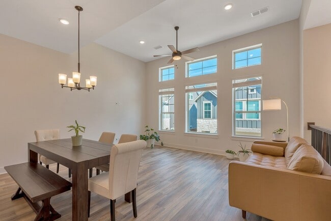 Building Photo - 10927 Keaton Landing Dr