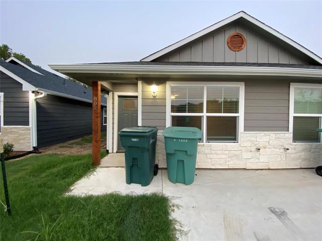 Building Photo - 802-804-804 N Broughton St