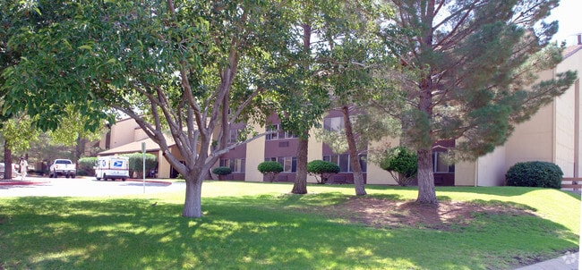 Building Photo - ELVIN ESTATES