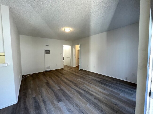Interior Photo - 5650 Fair Ave