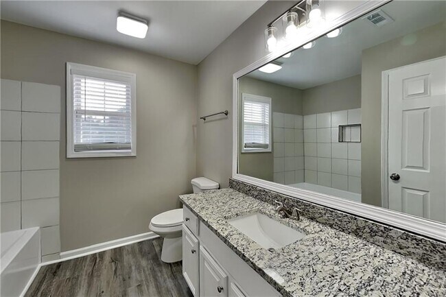 Building Photo - 33 Ashland Cir