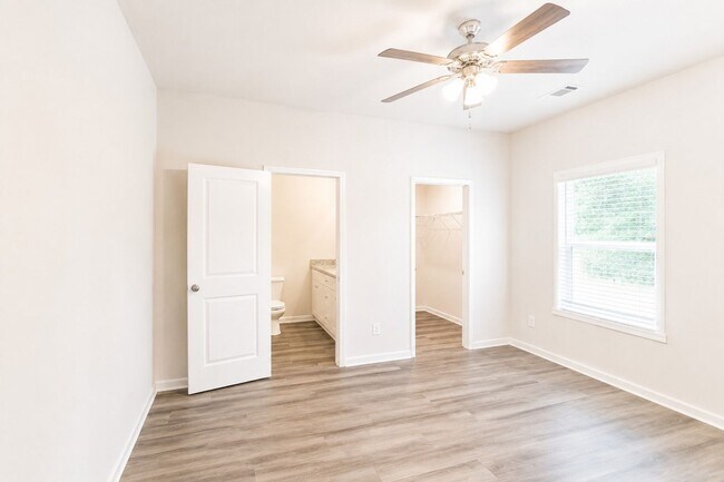 Building Photo - 4213 Crosby Ln