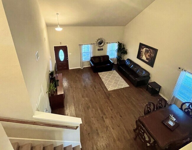 Building Photo - 2305 Willard Way