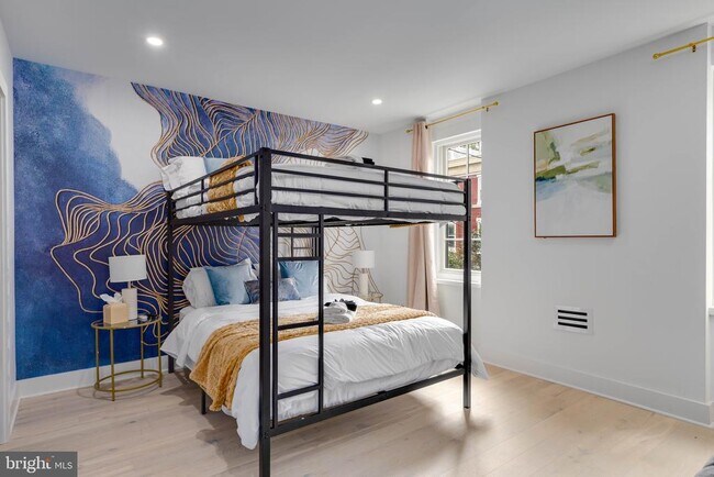 Building Photo - 528 N 22nd St