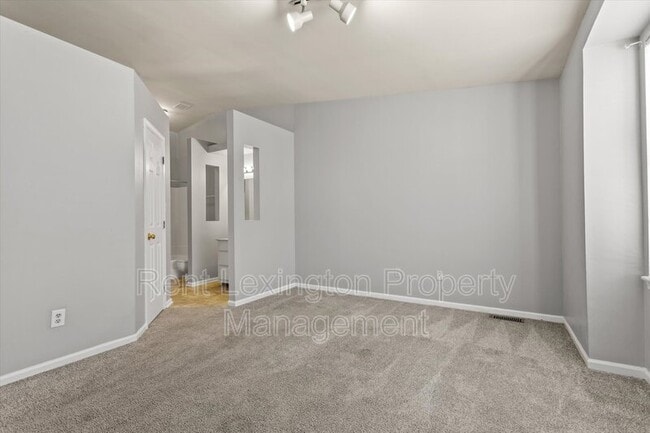 Building Photo - 4360 Cobblestone Knoll Dr
