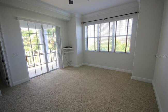 Building Photo - 6002 Yeats Manor Dr