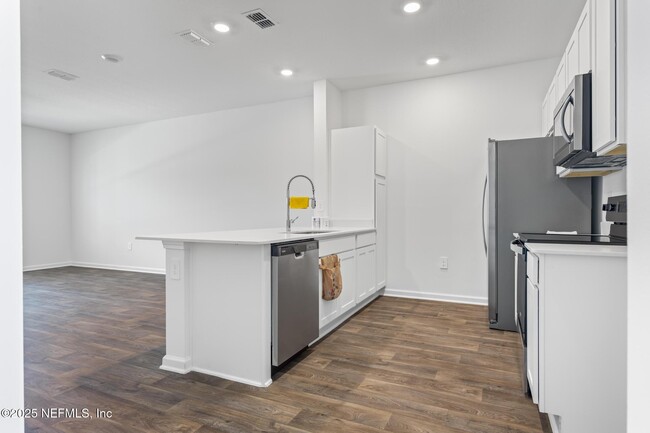 Building Photo - 3755 Spotted Fawn Ct