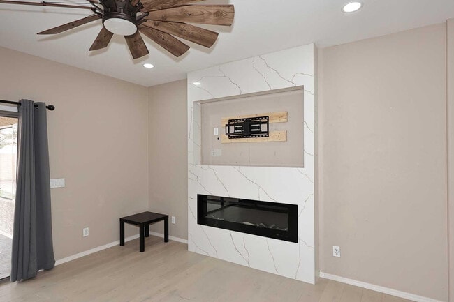 Building Photo - 36950 W Mondragone Ln
