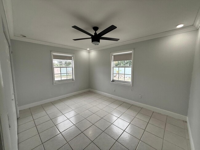 Building Photo - 1501 Meridian Rd