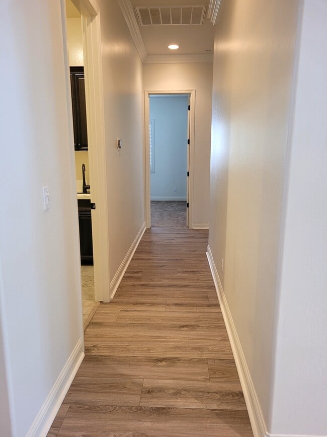 Building Photo - 9609 Tortuga Del Mar Dr