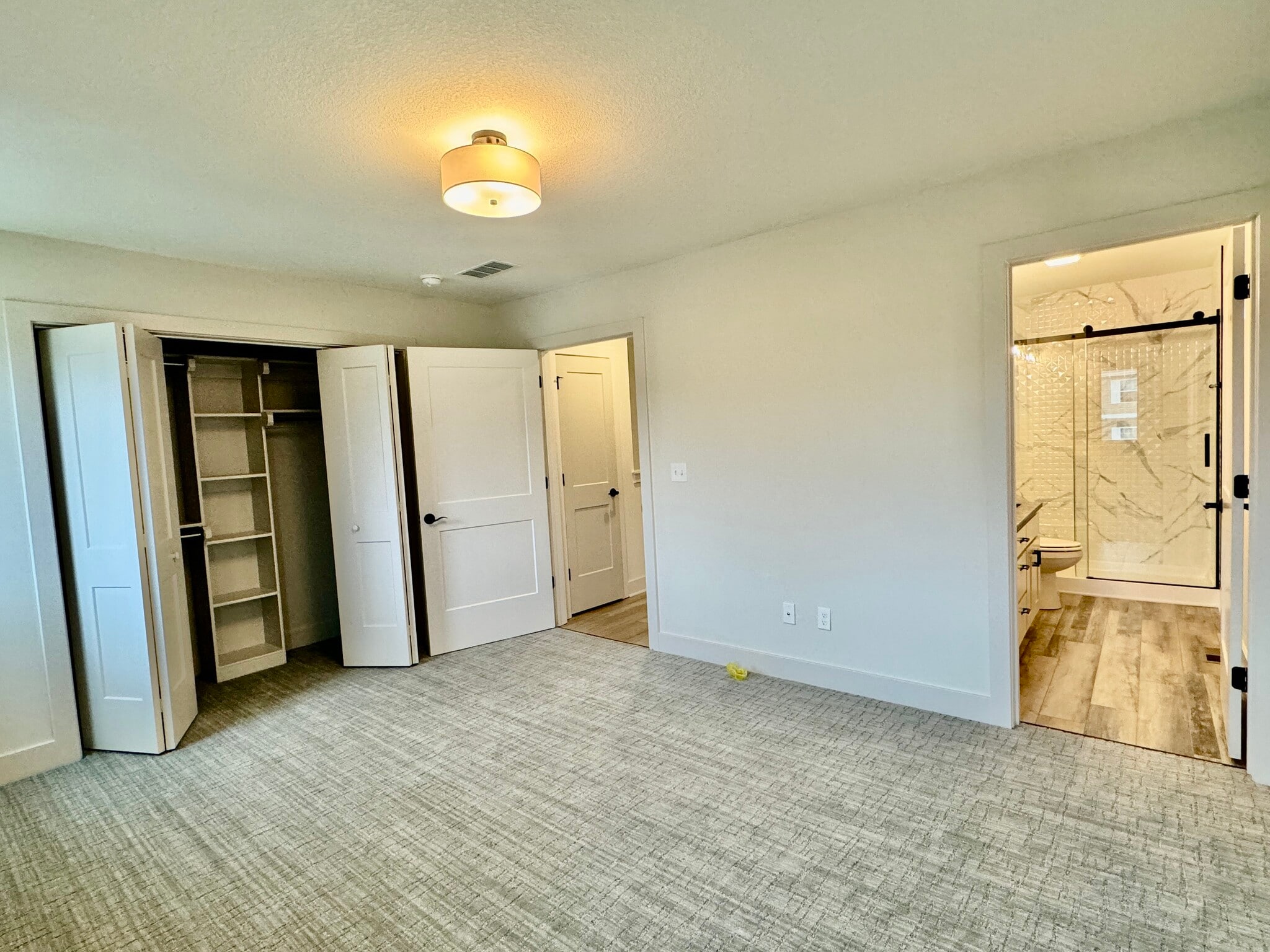Master bedroom - 22914 W 72nd Ter