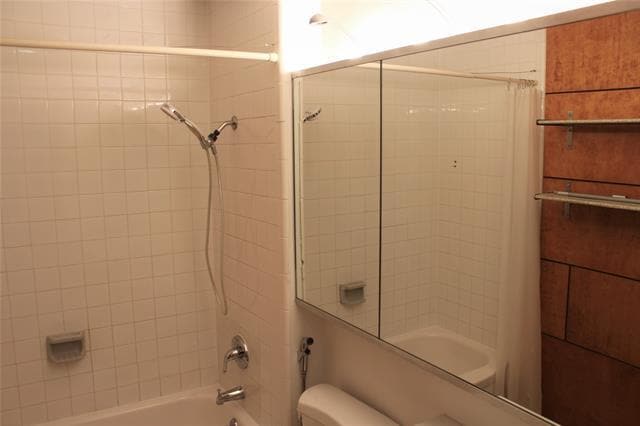 Building Photo - 417 Melrose Dr