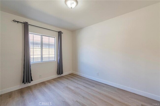 Building Photo - 1136 Cary Ave