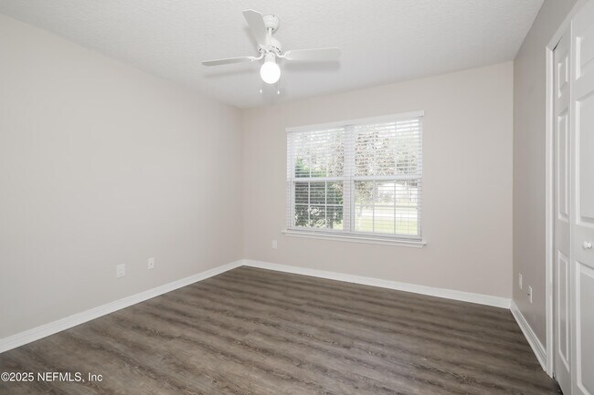 Building Photo - 429 Crescent Blvd