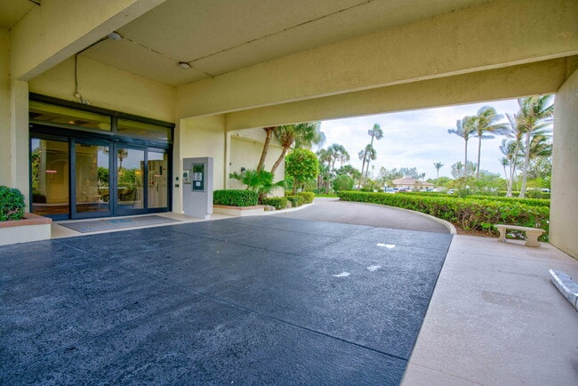 Building Photo - 400 Ocean Trail Way