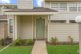 Building Photo - 6261 Ludington Dr