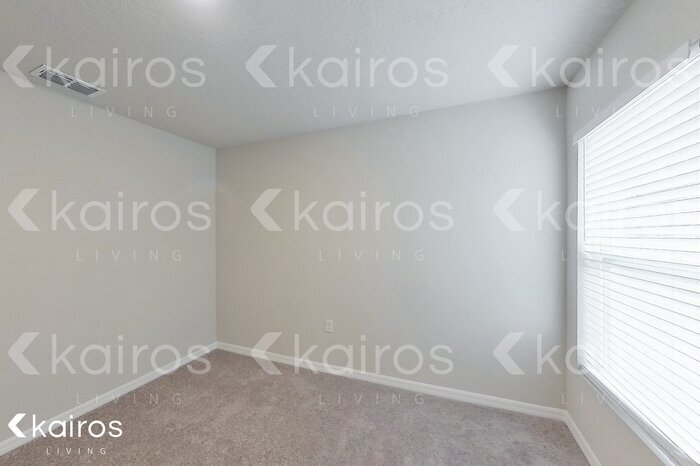 Building Photo - 8755 N Nobleton Way