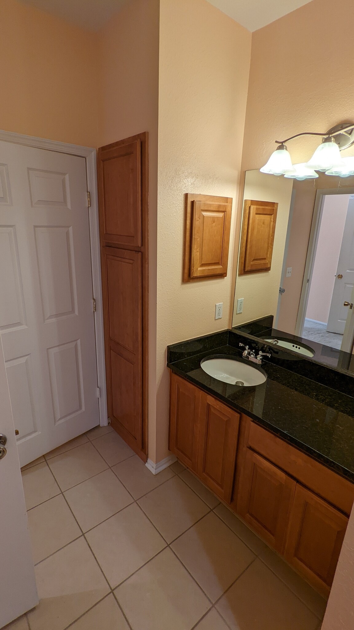 Building Photo - 1570 Spring Gate Dr
