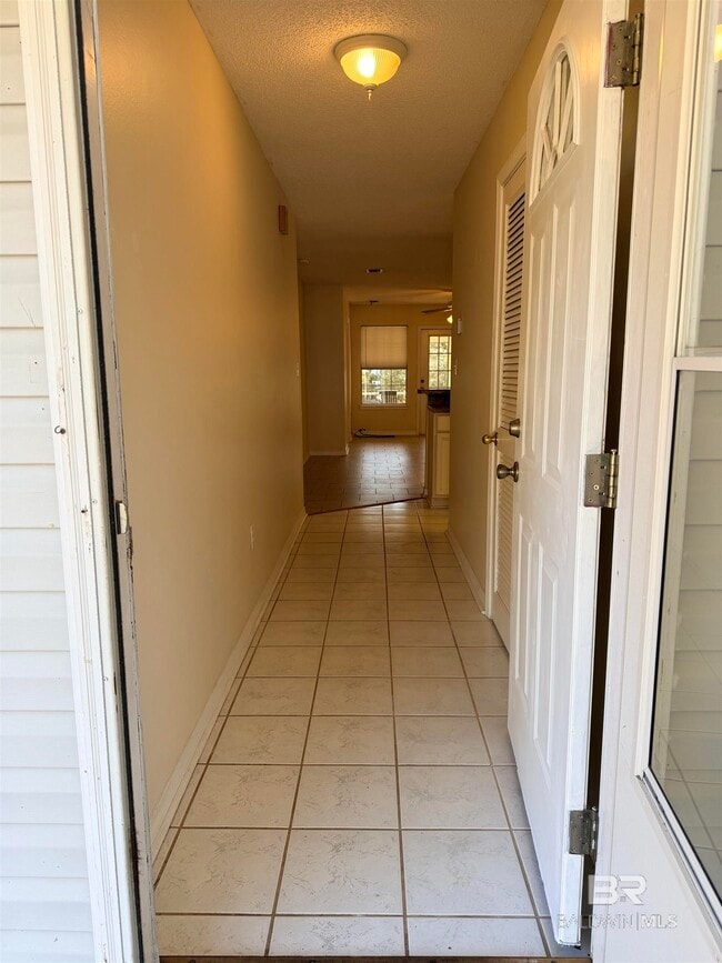 Building Photo - 24956 Ivy Ln