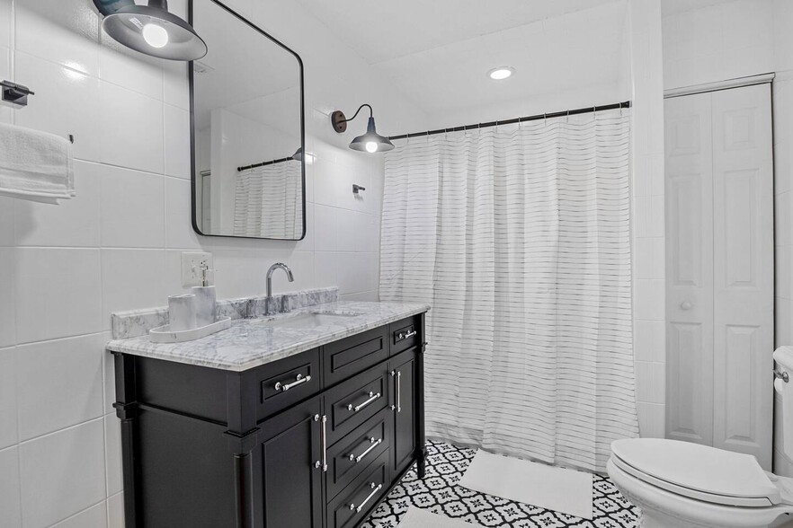 Building Photo - 154 Laurel Haven Rd