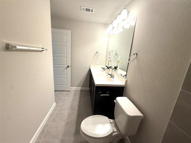 Building Photo - 5437 W Wedge Wood Dr