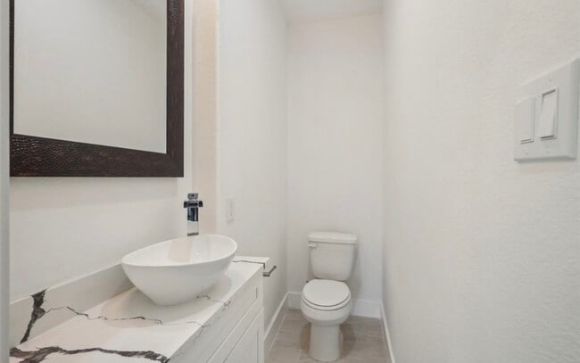 Building Photo - 4514 Galesburg St