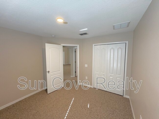 Building Photo - 31032 Stone Arch Ave