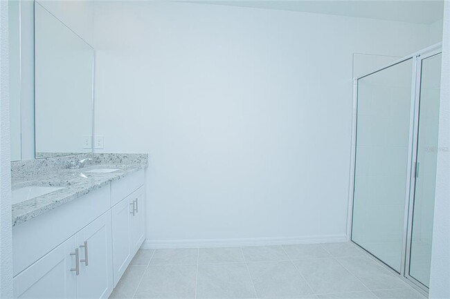 Building Photo - 2930 Sunstar Dr