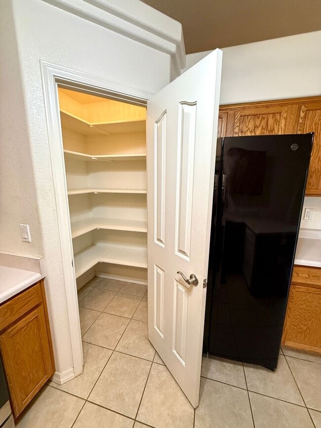 Building Photo - Available Now- Great 3 Bedroom Home in the Ranch at Long Mountain subdivision with Solar!