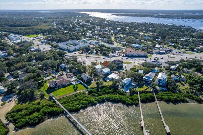 Building Photo - 2A Sanchez Cove