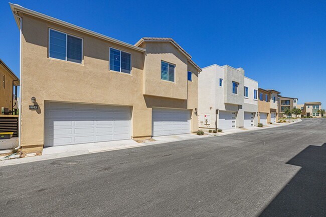Building Photo - 27233 W Red Willow Ct