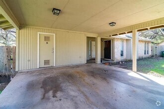 Building Photo - 5405 Brompton Cir