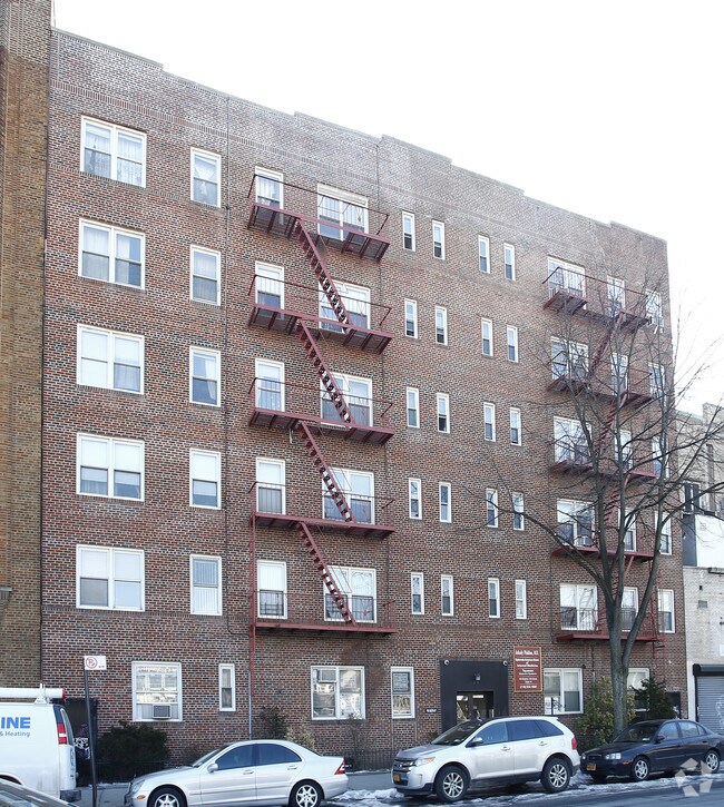 Primary Photo - 149 Brighton 11th St