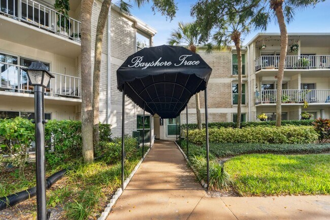 Primary Photo - 3325 Bayshore Blvd