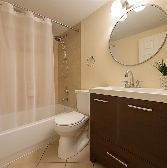 Building Photo - 2200 Hunter Pl SE