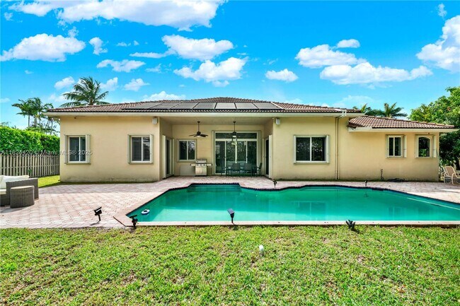 Building Photo - 8487 SW 138th Terrace