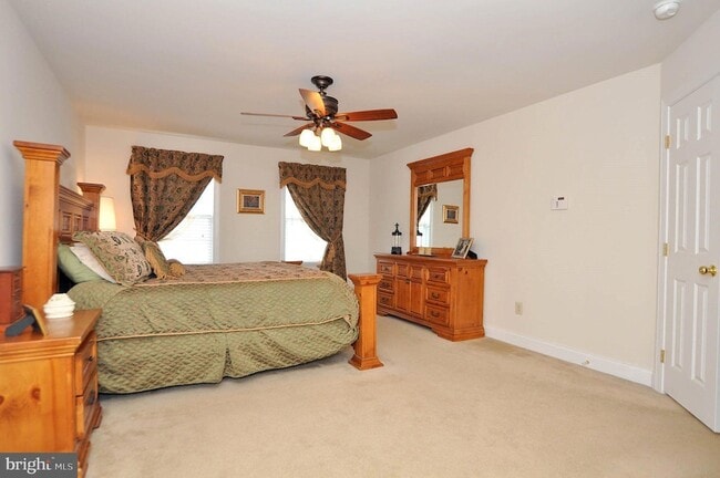 Building Photo - 304 Dunbar Dr