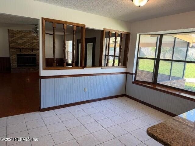 Building Photo - 2295 Foxwood Dr