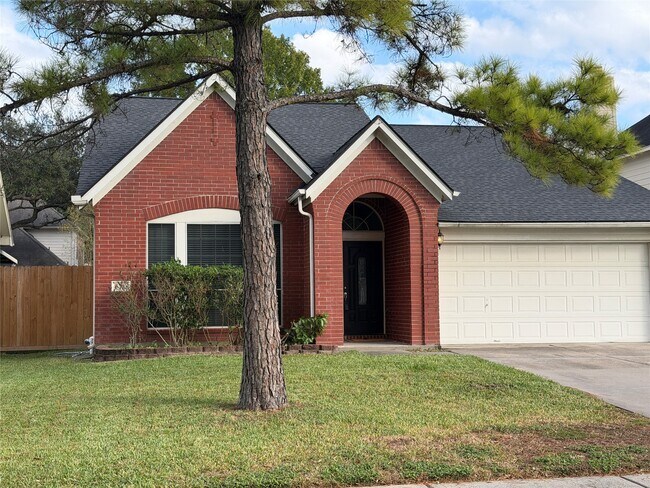 Building Photo - 6310 Pago Ln