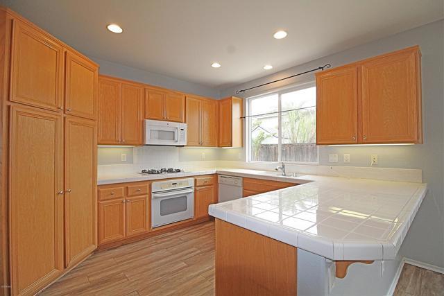 Building Photo - 351 Huerta St