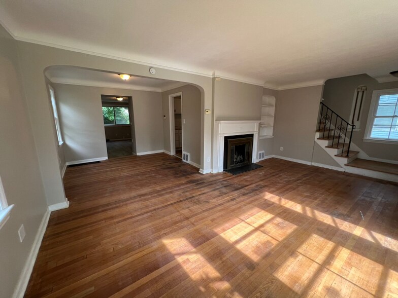 Building Photo - 1089 Winston Rd