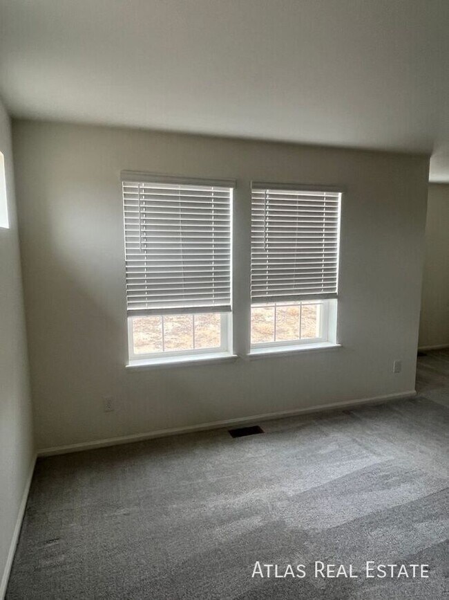 Building Photo - 17704 E 103rd Ave