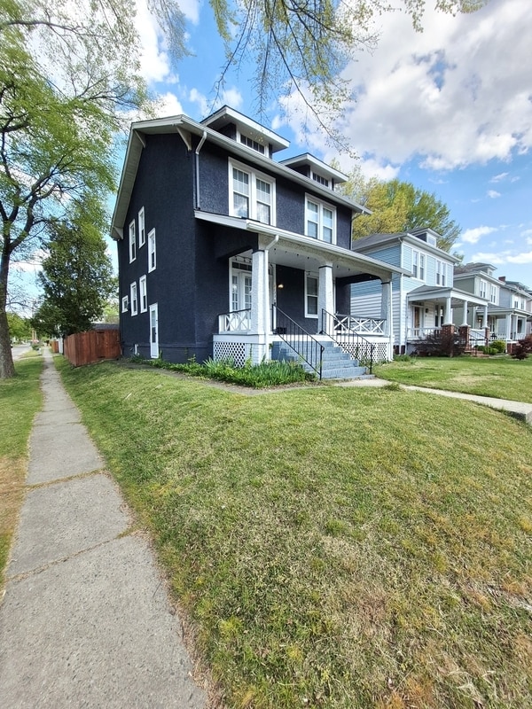 Building Photo - 2723 Fendall Ave